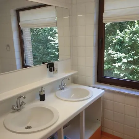 2 Bedroom App, Close To The And Plopsaland Apartamento