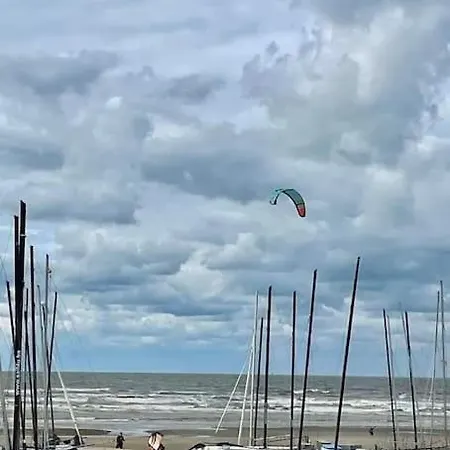 2 Bedroom App, Close To The And Plopsaland